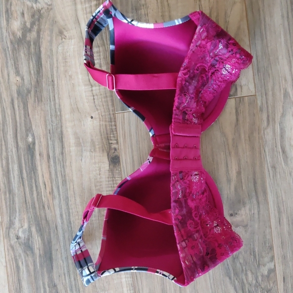 Like new lace and plaid bra - Picture 2 of 4